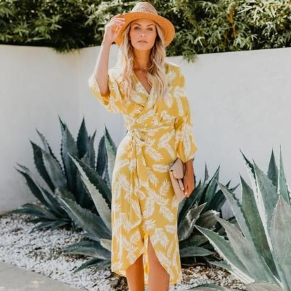 Vici Yellow Floral Midi Dress